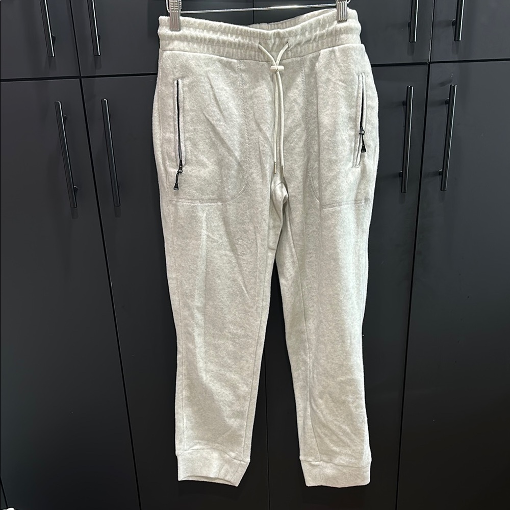 Cream Sweatpants with Elastic Waistband and Tapered Fit